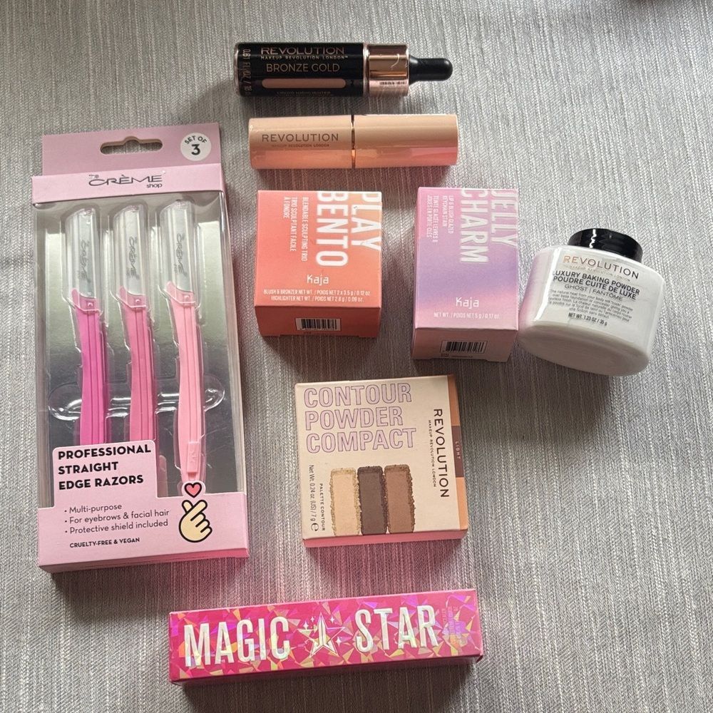 NWT New Light - Jeffree Star Revolution Kaja Makeup Bundle of 8 Items Light